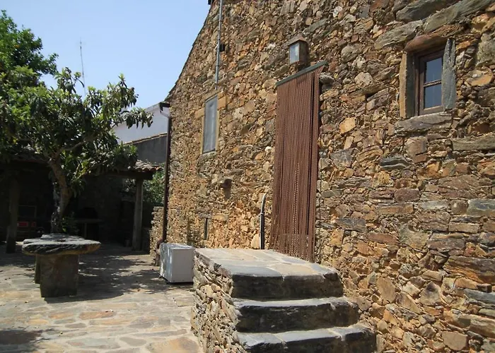 Aldeia Oliveiras Holiday home *